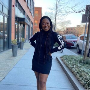 Meet your Posher, Afia